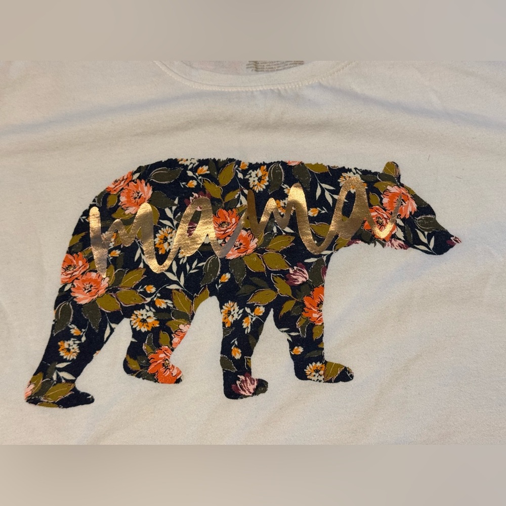 XL Sonoma Mama bear t shirt